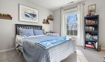 16 N Beech Tree Rd, Brookfield, CT 06804