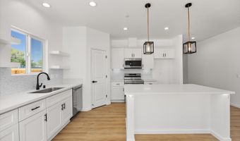 9224 Holly Ave, California City, CA 93505