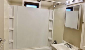908 Phillip St, Auburn, IN 46706