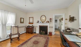 19 Church St, Alton, NH 03809