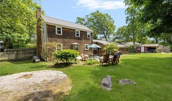 34 Terrace Dr, East Greenwich, RI 02818