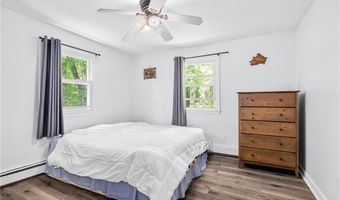 210 Keach Pond Dr, Glocester, RI 02814