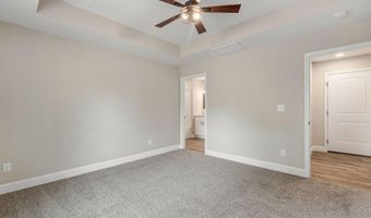 215 W Cofield St, Aurora, MO 65605
