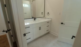 3053 Avilla Manor Trl, Alexander, AR 72002