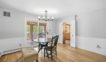 5 Pinecrest Cir, Bedford, NH 03110