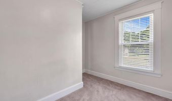 31 Wiley St, Bangor, ME 04401