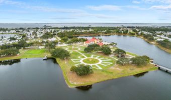 918 Balsam St, Barefoot Bay, FL 32976