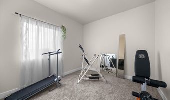5822 ALEX RANCH Rd, Cheyenne, WY 82007