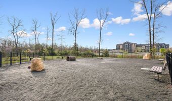 44603 WOLFHOUND Sq, Ashburn, VA 20147