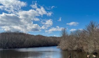 4 Intrepid Ln, Jamestown, RI 02835