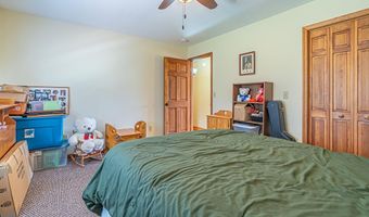 19422 Stirrup Dr, Abingdon, VA 24211