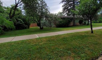 2828 Packard St, Ann Arbor, MI 48108