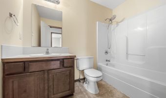 308 W Waterford Ct, Andover, KS 67002