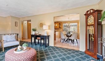 13 Groton Shirley Rd, Ayer, MA 01432