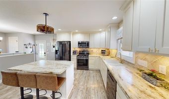110 Hawthorne St W, Albert Lea, MN 56007