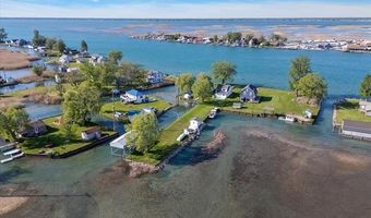 8395 N Channel Bas, Algonac, MI 48001