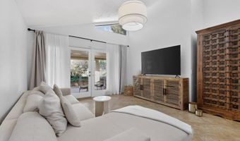 9735 Village Green Dr NE, Albuquerque, NM 87111