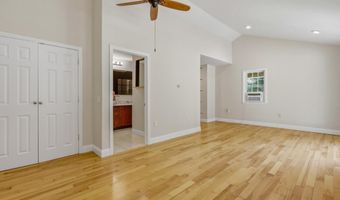 191 Stanavage Rd, Colchester, CT 06415