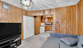 98 W 49TH St, Bayonne, NJ 07002