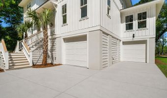 4663 Causey Pond Rd, Awendaw, SC 29429