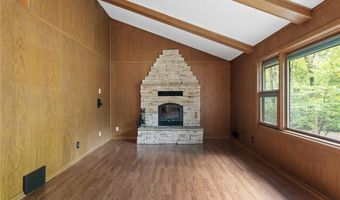 321 Dunham Dr, Anoka, MN 55303