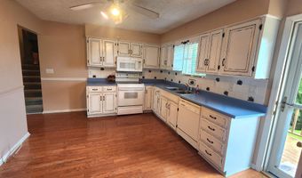 619 W Greenhill Rd, Ashland, KY 41102