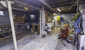 172 Fern St, Bangor, ME 04401