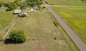 1396 N 300 Rd, Baldwin City, KS 66006