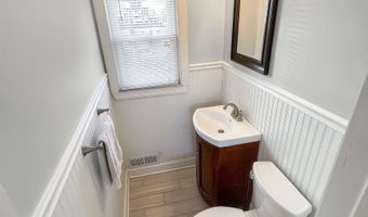 63 COTTAGE St, Bayonne, NJ 07002