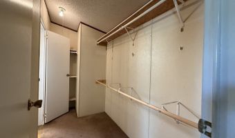 723 Kayroe Rd, Adkins, TX 78101