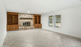 100 Thomas Sumter St, Beaufort, SC 29907