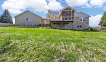 13294 212th Ave, Anamosa, IA 52205