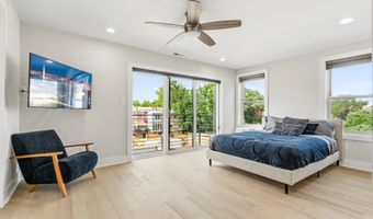 615 IRVING St NW 2, Washington, DC 20010