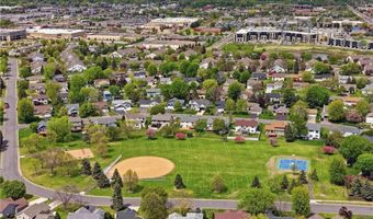 7135 Upper 157th St W, Apple Valley, MN 55124