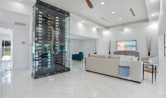 49 INTERLAKEN Rd, Orlando, FL 32804