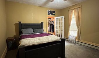 114 E Concord St, Athens, WV 24712