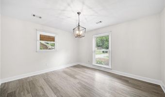 111 CARTER St, Auburn, AL 36830