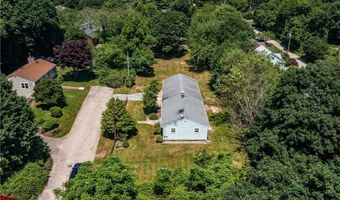 16 Pennsylvania Ave, Jamestown, RI 02835