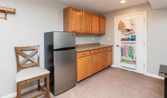 635 25th St SE, Altoona, IA 50009