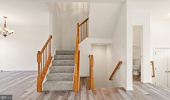 21753 LADYSLIPPER Sq, Ashburn, VA 20147