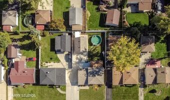 441 S Yale Ave, Addison, IL 60101