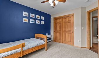 993 S CROCUS Ln, Appleton, WI 54914