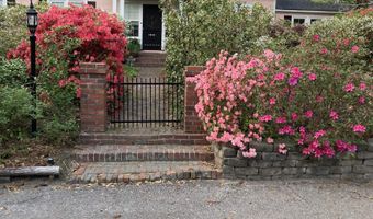 1822 Brevard Pl, Camden, SC 29020