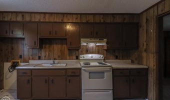 300 Patterson St, Bay, AR 72411