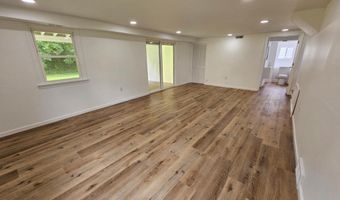 2921 SENAK Rd, Abington, PA 19001