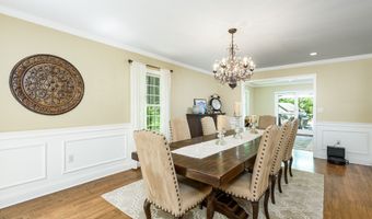 78 Deer Run Dr, Colchester, CT 06415