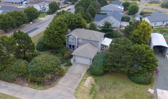 615 SW SEABIRD Dr, Bandon, OR 97411