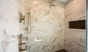 3874 Chapel Hill Ct, Bargersville, IN 46106