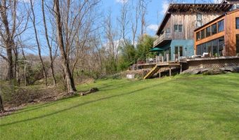 85 Gondola Ave, Jamestown, RI 02835