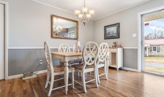 112 Burr Aly, Adairville, KY 42202